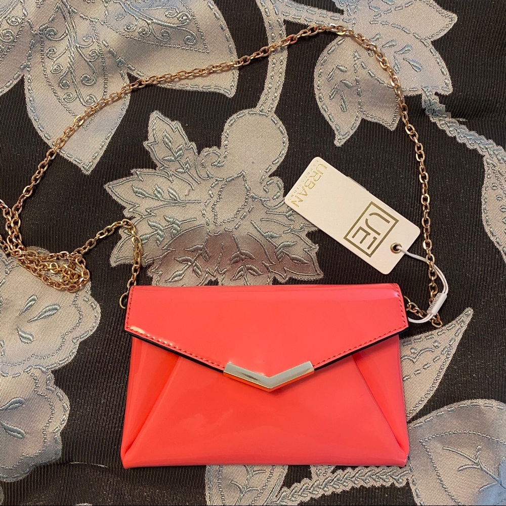 BNWT Coral Vegan Patent Wristlet